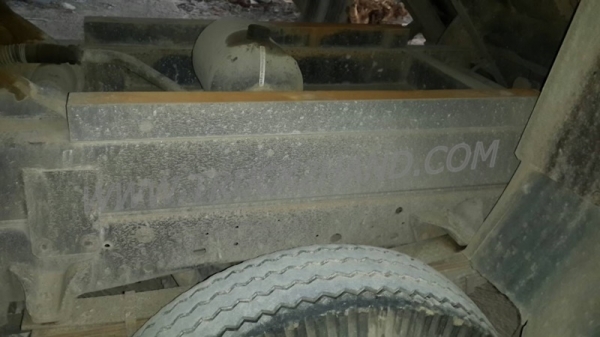 รถบรรทุก 6 ล้อดัมพ์ ISUZU NPR 130 แรงม้า  ปีจดทะเบียน 2548