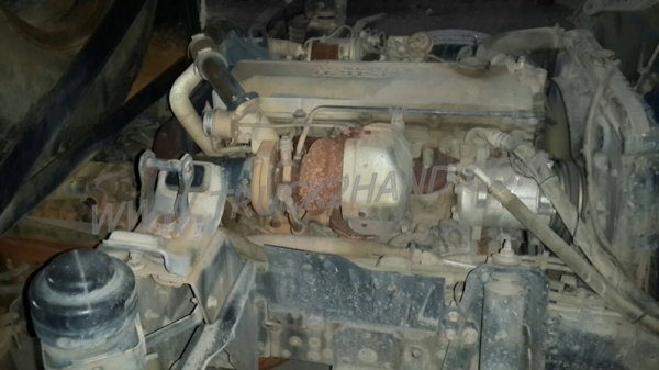 รถบรรทุก 6 ล้อดัมพ์ ISUZU NPR 130 แรงม้า  ปีจดทะเบียน 2548