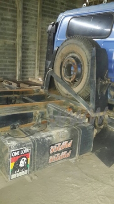 รถบรรทุก 6 ล้อดัมพ์ ISUZU NPR 130 แรงม้า  ปีจดทะเบียน 2548