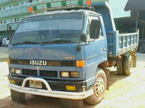 หกล้อ อีซูซุ NPR115ดั้ม รถห้างปี37น้องๆสั่งลุย ดั้มสามมิตร5คิว สภาพดีสวยๆพร้อมใช้งาน ทะเบียนครบ
