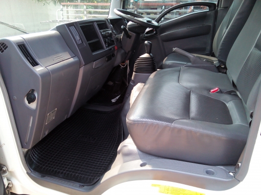 6 ล้อกลาง  *Euro.3*  ISUZU  NMR  130 แรงม้า *คอมมอนเรว*  รถสวยเดิม+สวยจริง+พร้อมใช้งาน * รถห้างแท้ * มีเล่มพร้อม *