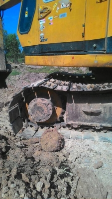 ***ขายแล้วครับขอบคุณ Truck2hand ขาย PC120-2 แบคโฮ ราคาเบาๆ KOMATSU PC120-2 เครื่องHINO EC100-6สูบ ปั้มเดิม เครื่องดี แน่นดี ปั้มดี แรงดี ทำงานดี เร็ว บูมอาร์มดี มีปะหน่อย บุ้งกี๋ดี หนา ไม่ผุ เอวดี แน่น ไม่แตก ไม่ร้าว ช่วงล่าง 70-80\% โซ่หนา แทร็กหนา เฟรมส