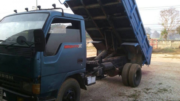 **CANTER-115ดั้มดิน เปิด399,000 บ.ต่อรอง**ขาย CANTER-115 6ล้อดั้มดิน5คิว MITSUBISHI CANTER FE449 4D34-115แรง ปี45 เครื่องเดิมเกียร์เดิม 115แรง 4สูบ แน่นดีแรงดี แห้ง ไม่มีเยิ้มครับ เกียร์สั้นเข้าง่ายไม่หลุด ช่วงล่างใหญ่ Fหน้า-หลัง คัสซีดี สวย ไม่ปะไม่ผุ สโ **CANTER-115ดั้มดิน เปิด399,000 บ.ต่อรอง**ขาย CANTER-115 6ล้อดั้มดิน5คิว MITSUBISHI CANTER FE449 4D34-115แรง ปี45 เครื่องเดิมเกียร์เดิม 115แรง 4สูบ แน่นดีแรงดี แห้ง ไม่มีเยิ้มครับ เกียร์สั้นเข้าง่ายไม่หลุด ช่วงล่างใหญ่ Fหน้า-หลัง คัสซีดี สวย ไม่ปะไม่ผุ สโ