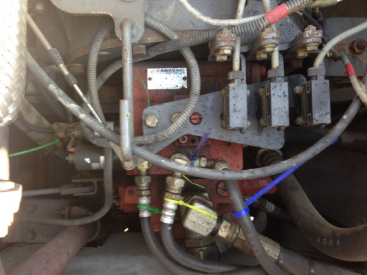 รถบดสั่นสะเทือน 4ตัน Sumitomo รุ่น3 นำเข้าจากญี่ปุ่น มีเอกสารยืนยันแหล่งที่มา ไม่ใช่รถเข้าจากจีนหรืออื่นๆ 086-303-9797 กู๋อ๋า รถบดสั่นสะเทือน 4ตัน Sumitomo รุ่น3 นำเข้าจากญี่ปุ่น มีเอกสารยืนยันแหล่งที่มา ไม่ใช่รถเข้าจากจีนหรืออื่นๆ 086-303-9797 กู๋อ๋า