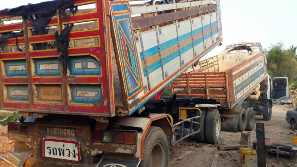 ขายดาวน์รถพ่วง 18 ล้อดั้ม แม่-ลูก ขายดาวน์รถพ่วง 18 ล้อดั้ม แม่-ลูก