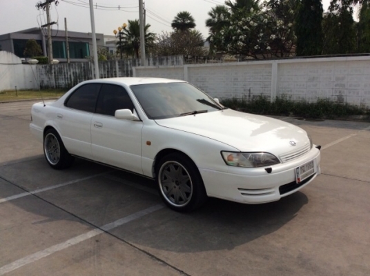 ขายรถหรู Lexus es300 ปี2000 วางเครื่องโตโยต้า 2mz 2.5 เกียร์ออโต้ ตัวท็อป เบาะหนังปรับไฟฟ้า แอร์ดิจิตอล airbag/abs,Cruse Control ตัวถังสวยๆเดิมๆ แม็กแท้18" เครื่องดีมาก รถสวยๆขับดี พร้อมใช้เลยครับ