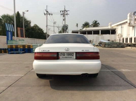ขายรถหรู Lexus es300 ปี2000 วางเครื่องโตโยต้า 2mz 2.5 เกียร์ออโต้ ตัวท็อป เบาะหนังปรับไฟฟ้า แอร์ดิจิตอล airbag/abs,Cruse Control ตัวถังสวยๆเดิมๆ แม็กแท้18" เครื่องดีมาก รถสวยๆขับดี พร้อมใช้เลยครับ