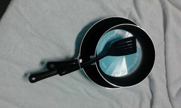 กระทะ2ใบ ซื้อมาจากห้างดัง 299 บาท ไม่ได้ใช้ ขาย 220 บาท พอครับ กระทะ2ใบ ซื้อมาจากห้างดัง 299 บาท ไม่ได้ใช้ ขาย 220 บาท พอครับ