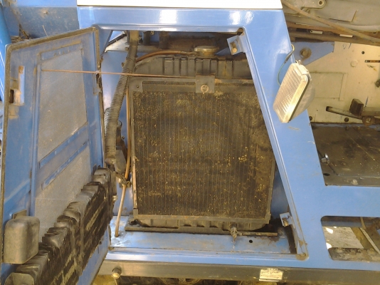 ขาย รถเกี่ยวข้าว 22 แรง หน้าเกี่ยว 110 ชม พร้อมพ่วงลากมีแหนบ ส่งได้ สภาพสวยข้าวร่วงน้อยกว่า สอนได้ทำงานง่ายคล่องตัว