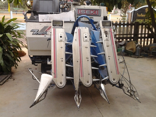 ขาย รถเกี่ยวข้าว 22 แรง หน้าเกี่ยว 110 ชม พร้อมพ่วงลากมีแหนบ ส่งได้ สภาพสวยข้าวร่วงน้อยกว่า สอนได้ทำงานง่ายคล่องตัว