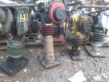 มาแล้วนะครับ- เครื่องตบดิน ทั้งแบบตบเรียบ และตบกระโดด จิงโจ้ มือสองญี่ปุ่น ครังนี้เข้ามาหลายตัว ให้เลือกสรร มาแล้วนะครับ- เครื่องตบดิน ทั้งแบบตบเรียบ และตบกระโดด จิงโจ้ มือสองญี่ปุ่น ครังนี้เข้ามาหลายตัว ให้เลือกสรร