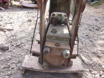 ขายถูกครับ - หัวเจ้าะ หัวกระแทก breaker สำหรับรถขุด PC 30-40 มือสองญี่ปุ่น ขายถูกครับ - หัวเจ้าะ หัวกระแทก breaker สำหรับรถขุด PC 30-40 มือสองญี่ปุ่น