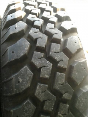 ขายยาง MAXXIS mud 265/75/16 สภาพสวยๆครับ