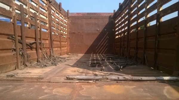 ขายลูกพ่วง 2 คานไม่ดั้มคอกเกษตร สภาพสวยพร้อมใช้ ยาว 6 เมตร ทะเบียนพร้อมโอนครับ ราคาต่อรองได้นิดหน่อย