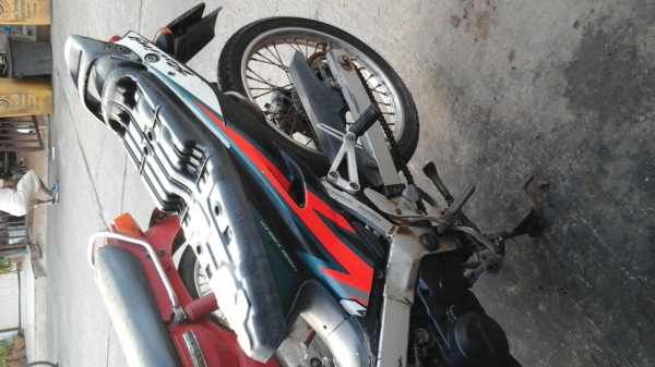 ขายแดช 125 ราคา2500 ไม่มีเล่ม เครื่องกดลง สตารติด ตามสภาพคีับ