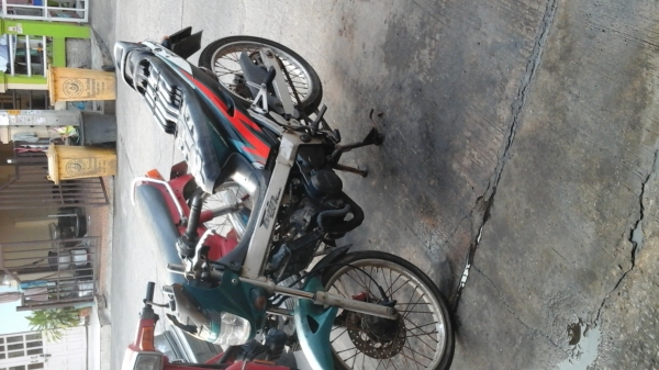 ขายแดช 125 ราคา2500 ไม่มีเล่ม เครื่องกดลง สตารติด ตามสภาพคีับ