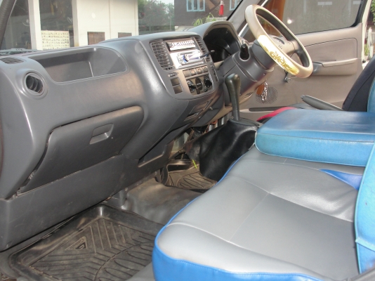 ขายด่วน NISSAN - URVAN 2003 LPG