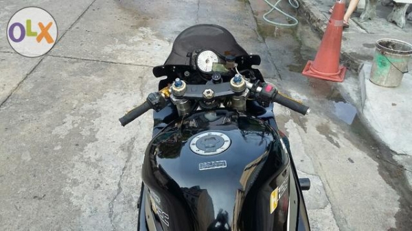 ขาย suzuki gsxr750 k2 ทะเบียนโอนนอก 110,000