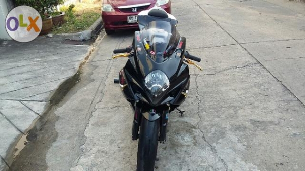 ขาย suzuki gsxr750 k2 ทะเบียนโอนนอก 110,000