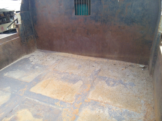 ขายหกล้อดั๊มพ์หน้ายาวISUZU TX สภาพพร้อมใช้งาน