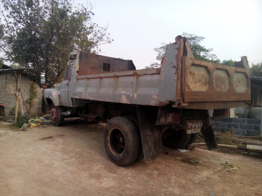 ขายหกล้อดั๊มพ์หน้ายาวISUZU TX สภาพพร้อมใช้งาน