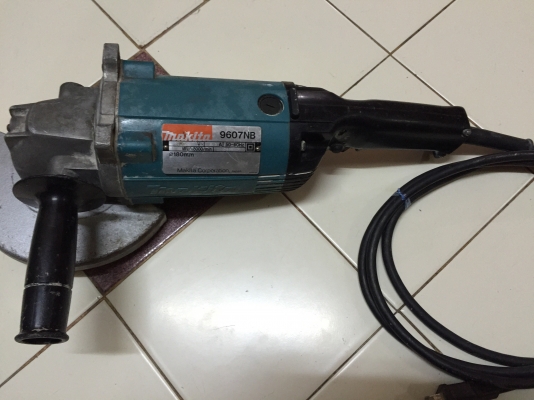 ขายลูกหมูหินเจียขนาดใบ7นิ้วสภาพสวยๆยี่ห้อMakitaรุ่น9607NBของแท้ๆผลิตที่ญี่ปุ่นครับ ขายลูกหมูหินเจียขนาดใบ7นิ้วสภาพสวยๆยี่ห้อMakitaรุ่น9607NBของแท้ๆผลิตที่ญี่ปุ่นครับ