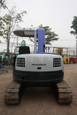 ขายรถแม็คโคร MITSUBISHI MM55SR (เท่า50UU) สวยมาก ไม่เคยผ่านการใช้งานในไทย ติดต่อ 086-775-7900, 086-324-1992