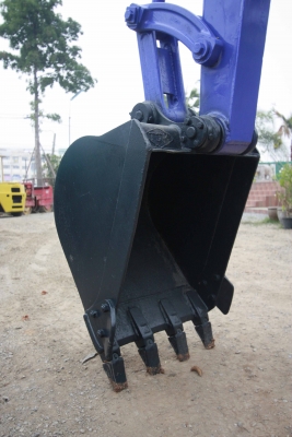 ขายรถแม็คโคร MITSUBISHI MM55SR (เท่า50UU) สวยมาก ไม่เคยผ่านการใช้งานในไทย ติดต่อ 086-775-7900, 086-324-1992