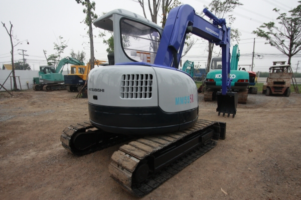 ขายรถแม็คโคร MITSUBISHI MM55SR (เท่า50UU) สวยมาก ไม่เคยผ่านการใช้งานในไทย ติดต่อ 086-775-7900, 086-324-1992