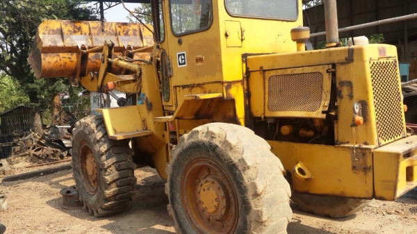 รถตักCAT910 เอวอ่อน