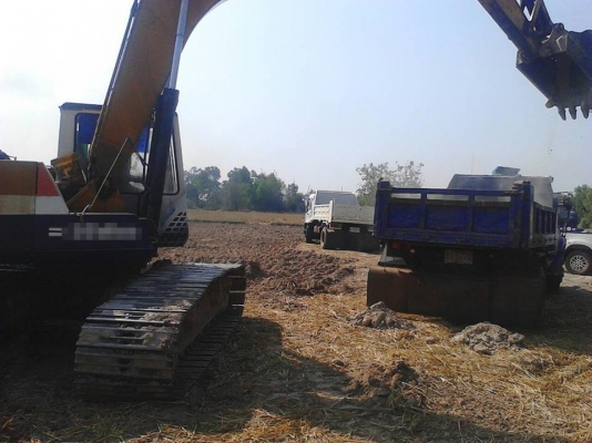 ***ขายแล้วครับขอบคุณ Truck2hand ขาย PC200-5 แบคโฮ ตัวพิมพ์นิยม ราคาเบาๆ KOMATSU PC200-5 ไฟฟ้าตัด เครื่องเดิม ปั้มเดิม คอนโทรลยาว เครื่องดี แรงดี แน่น ครับ ปั้มดีแรง ไม่เยิ้ม ทำงานดีเร็วดี ไม่โหลด บูมอาร์มสวยไม่ปะไม่ดาม บุ้งกี๋ดี ยังหนา สลักแน่นครับ เอวดี ***ขายแล้วครับขอบคุณ Truck2hand ขาย PC200-5 แบคโฮ ตัวพิมพ์นิยม ราคาเบาๆ KOMATSU PC200-5 ไฟฟ้าตัด เครื่องเดิม ปั้มเดิม คอนโทรลยาว เครื่องดี แรงดี แน่น ครับ ปั้มดีแรง ไม่เยิ้ม ทำงานดีเร็วดี ไม่โหลด บูมอาร์มสวยไม่ปะไม่ดาม บุ้งกี๋ดี ยังหนา สลักแน่นครับ เอวดี