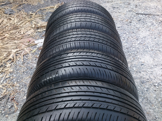 ขายแม็ก TOYOTA. 5รู พร้อมยาง215/60R16. ยางปี10 ดอกเต็มสวยลึกเท่ากัน จำนวน 5  เส้น