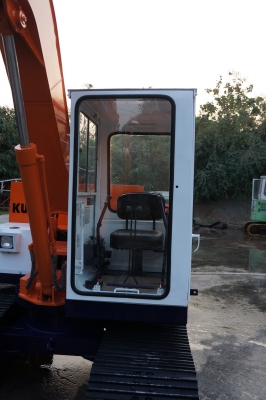 ขายรถขุด KUBOTA KH 18  เทียบเท่า PC60