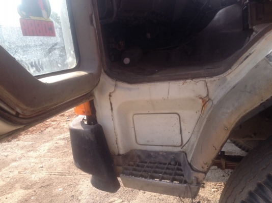 รถมิตซู 10 ล้อดั้ม FM528  220 แรงม้า. ปี 42   สนใจติดต่อ  081 - 6079515