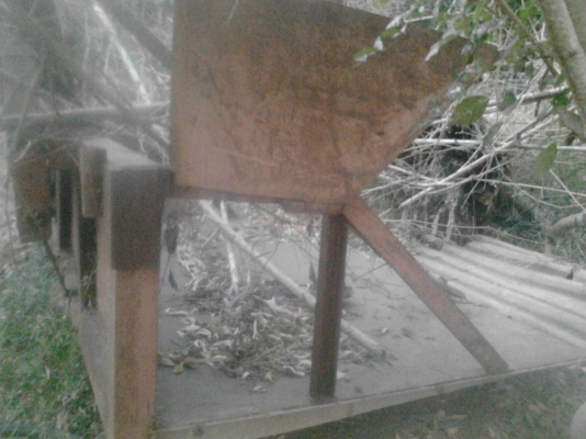 โรตารี่ขายแล้วครับเหลือปหางโรยปุ๋ยคอกเปิดข้างได้ราคา2,2000บาท