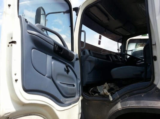 รถฮีโน่ 10 ล้อดั้ม 344 แรงม้า. ปี 51  ( ขายแม่ , ลูก )  สนใจติดต่อ  081 - 6079515