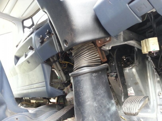 รถฮีโน่ 10 ล้อดั้ม 344 แรงม้า. ปี 51  ( ขายแม่ , ลูก )  สนใจติดต่อ  081 - 6079515