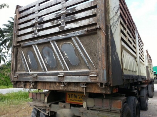 รถฮีโน่ 10 ล้อดั้ม 344 แรงม้า. ปี 51  ( ขายแม่ , ลูก )  สนใจติดต่อ  081 - 6079515