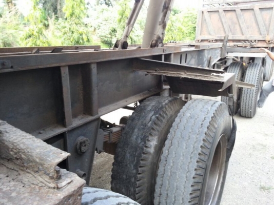 รถฮีโน่ 10 ล้อดั้ม 344 แรงม้า. ปี 51  ( ขายแม่ , ลูก )  สนใจติดต่อ  081 - 6079515