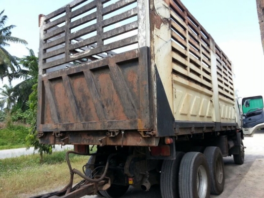 รถฮีโน่ 10 ล้อดั้ม 344 แรงม้า. ปี 51  ( ขายแม่ , ลูก )  สนใจติดต่อ  081 - 6079515