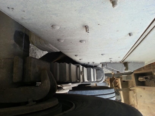 รถฮีโน่ 10 ล้อดั้ม 344 แรงม้า. ปี 51  ( ขายแม่ , ลูก )  สนใจติดต่อ  081 - 6079515