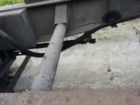 รถฮีโน่ 10 ล้อดั้ม 344 แรงม้า. ปี 51  ( ขายแม่ , ลูก )  สนใจติดต่อ  081 - 6079515