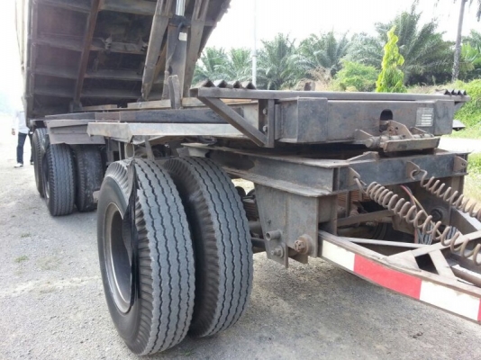 รถฮีโน่ 10 ล้อดั้ม 344 แรงม้า. ปี 51  ( ขายแม่ , ลูก )  สนใจติดต่อ  081 - 6079515