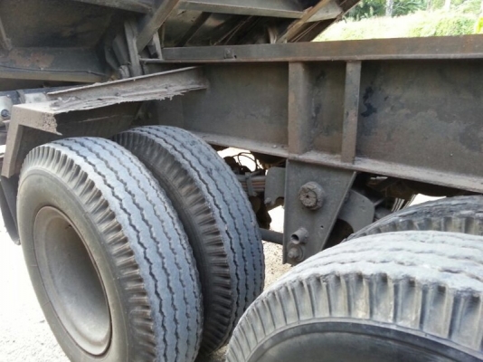 รถฮีโน่ 10 ล้อดั้ม 344 แรงม้า. ปี 51  ( ขายแม่ , ลูก )  สนใจติดต่อ  081 - 6079515