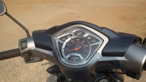 wave 110i at สตราท์มือ wave 110i at สตราท์มือ