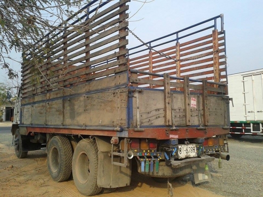 ขาย10ล้อร็อกกี้165แรง เพลาเดียว เครื่องดี แคชซีสวย ยางใหม่ สภาพพร้อมใช้งาน เอกสารพร้อมโอน จัดไฟแนนซ์ได้ เงื่อนไขง่ายๆวันเดียวรับรถ สนใจโทร 090-8588220คุณนะ ID:narong498 หรือ www.truck.in.th/498 หรือfb:ณรงค์ ซื้อขายรถมือสอง (เว็บไซต์ส่วนตัว)