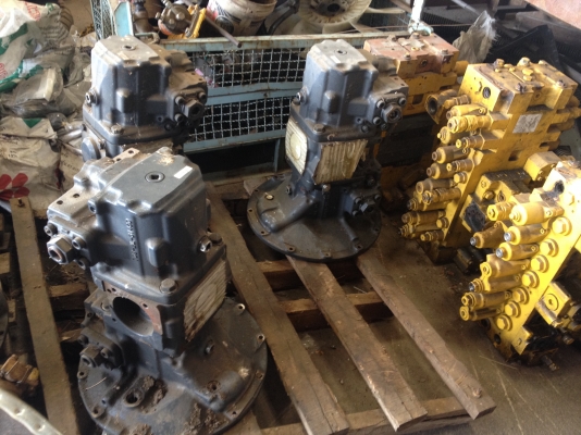 ปั้มไฮดรอลิค KOMATSU PC200-7และ8