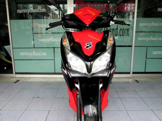 CLICK 125 i  ลายสตรีท สีดำแดง รถเดือน กรกฏาคม ปี 55 ไมล์ 8 พันโล ของแถม 2 รายการ 29900