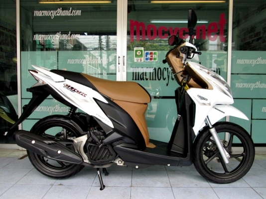 CLICK 125 i รุ่นท๊อปสุด  id lingstop combibrake สีขาวยอดนิยม ไมล์แท้ 370 โล สามร้อยเจ็ดสิบโล แถม 3 รายการ 46900