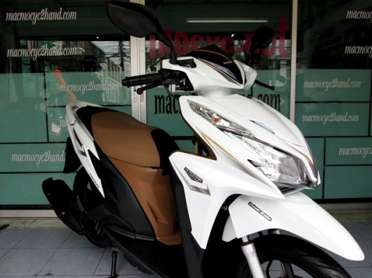 CLICK 125 i รุ่นท๊อปสุด  id lingstop combibrake สีขาวยอดนิยม ไมล์แท้ 370 โล สามร้อยเจ็ดสิบโล แถม 3 รายการ 46900